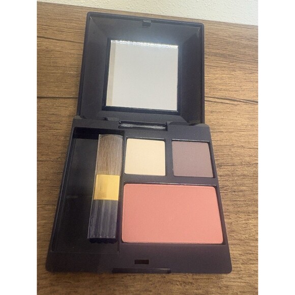 Estee Lauder Two-in-One Eyeshadow Eggshell-01/Dusk-08 Blush Pink Cloud-04 Makeup - Picture 4 of 5